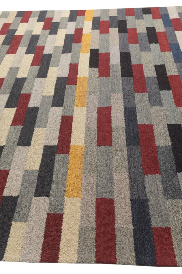 Detail image of 8' 1 x 10' 1 Luna Rug