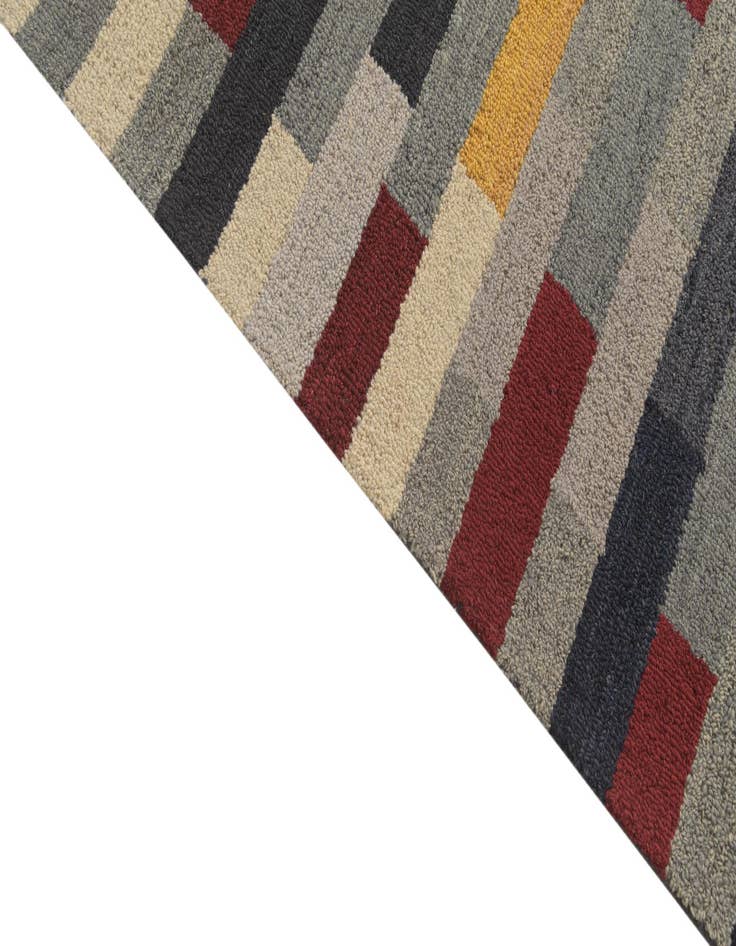 Detail image of 8' 1 x 10' 1 Luna Rug