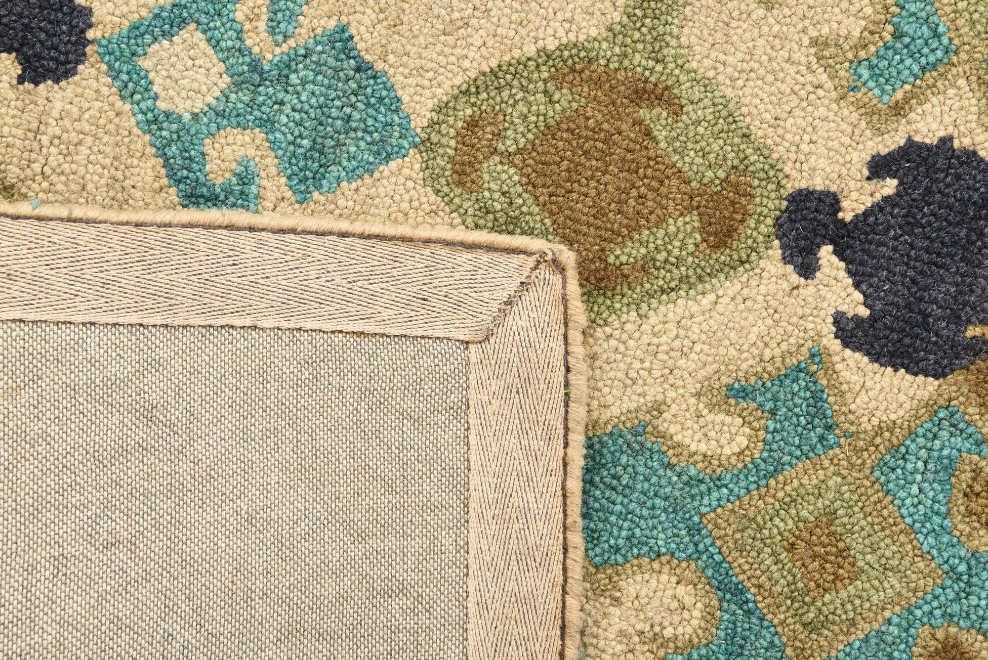 7' 11 x 9' 11 Luna Rug