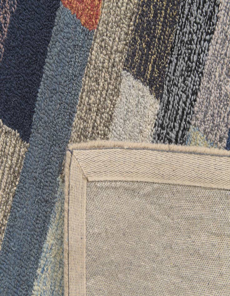 Detail image of 8' 1 x 10' 3 Luna Rug