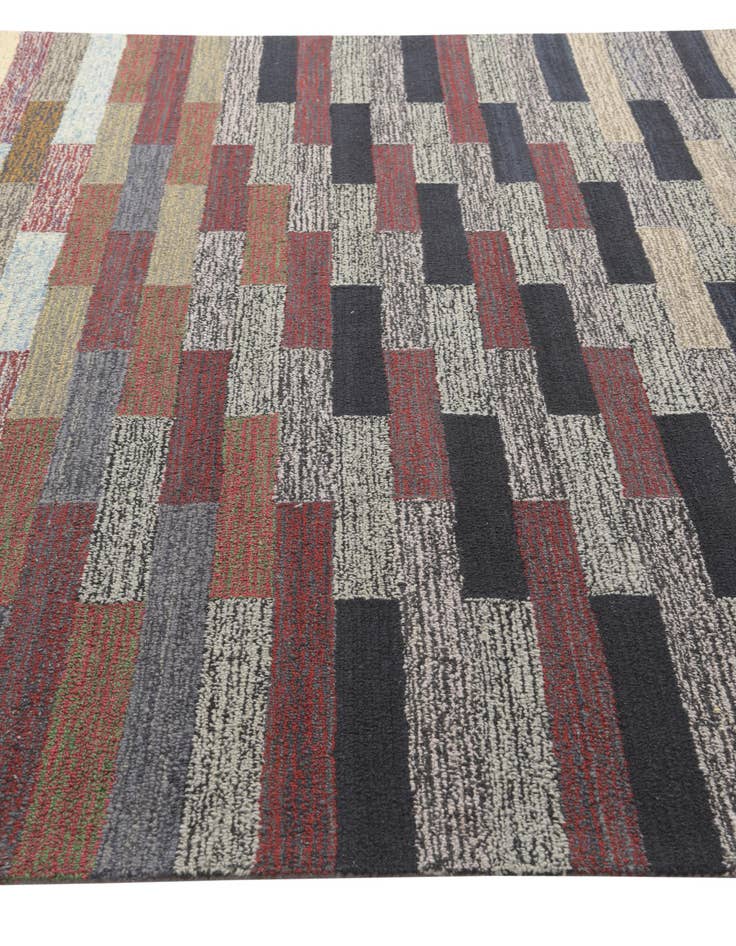 Detail image of 8' x 10' 3 Luna Rug