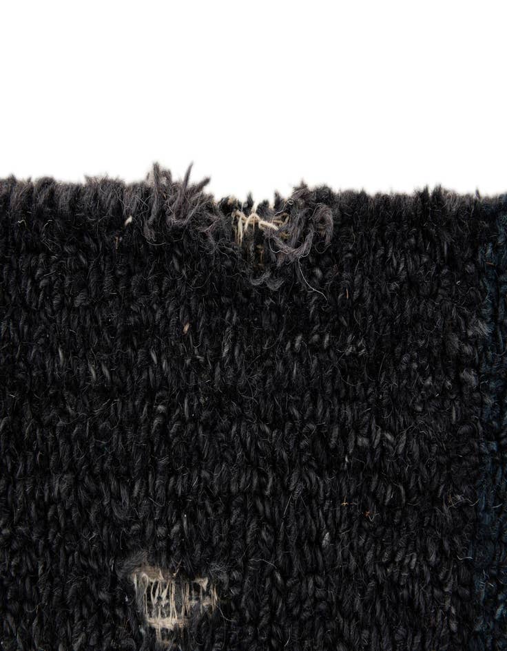 Detail image of 8' 1 x 10' 2 Luna Rug