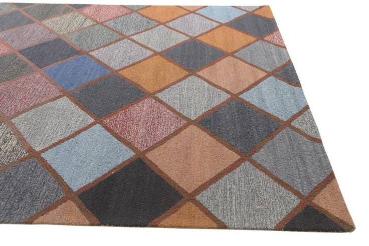 Detail image of 8' 1 x 10' 1 Luna Rug