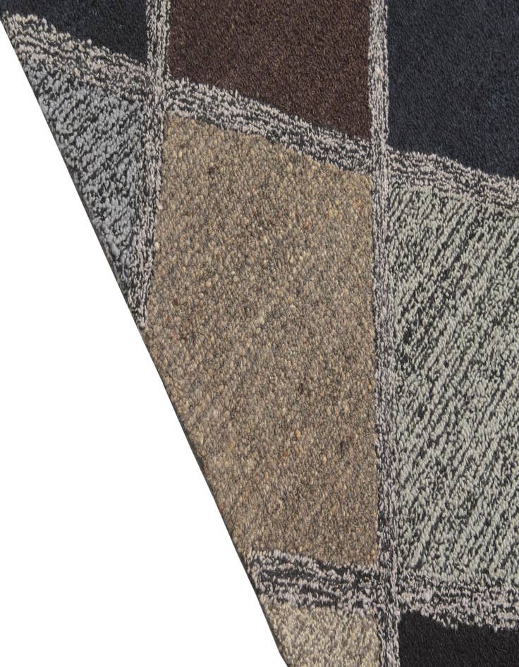 Detail image of 8' x 10' 2 Luna Rug