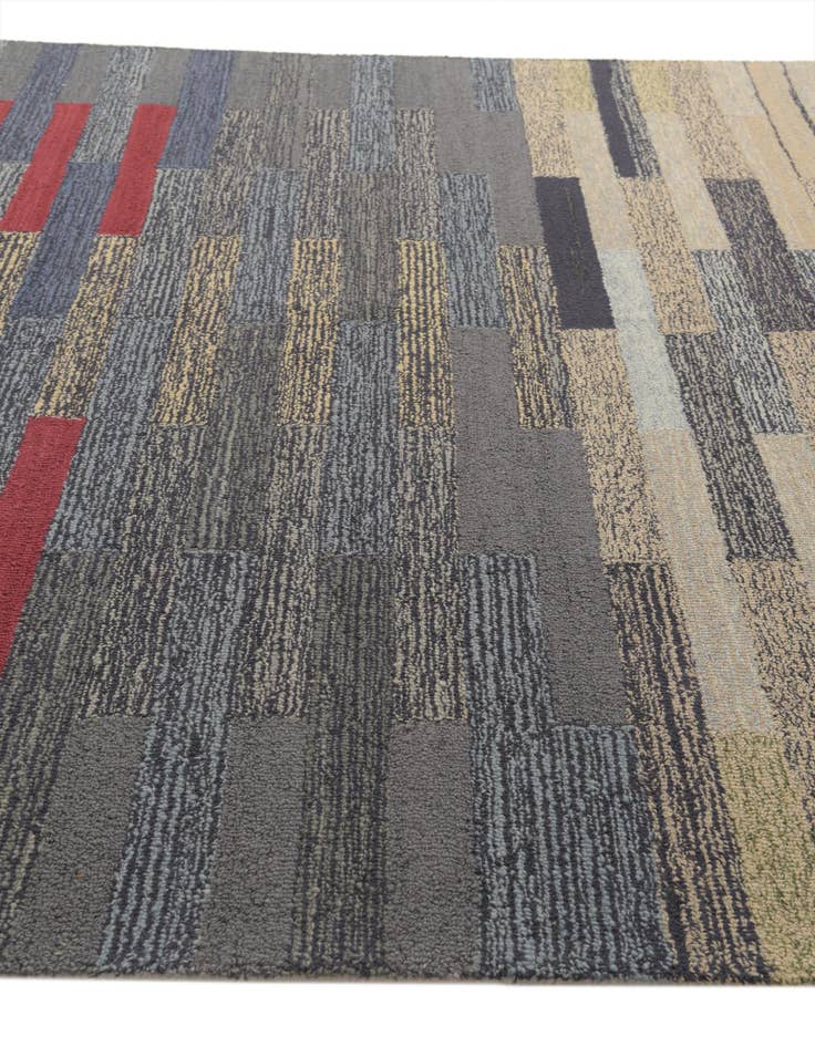 Detail image of 8' 1 x 10' 1 Luna Rug