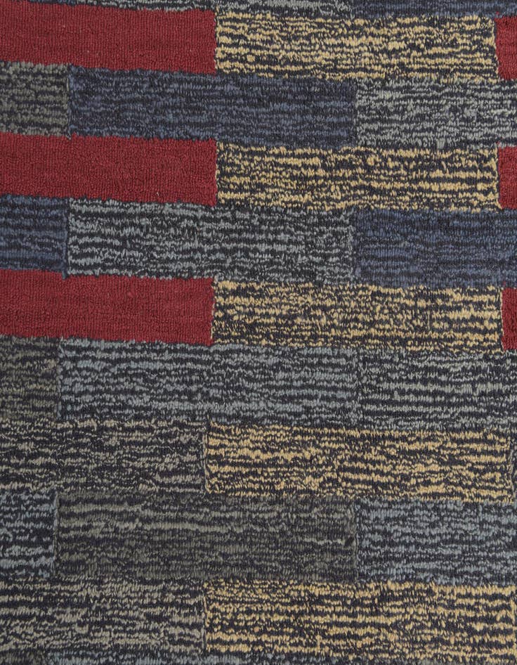 Detail image of 8' 1 x 10' 1 Luna Rug
