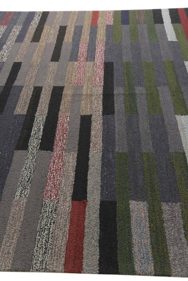 Detail image of 8' 2 x 10' 2 Luna Rug