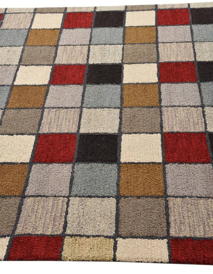 Detail image of 5' x 7' 11 Luna Rug