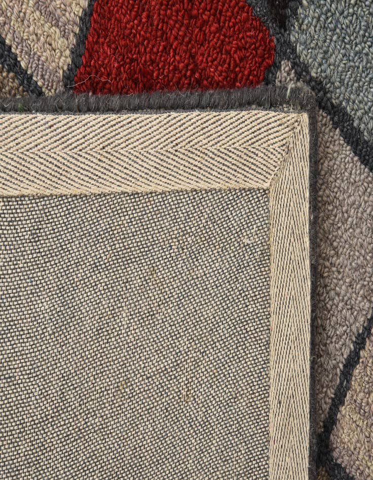 Detail image of 5' x 7' 11 Luna Rug