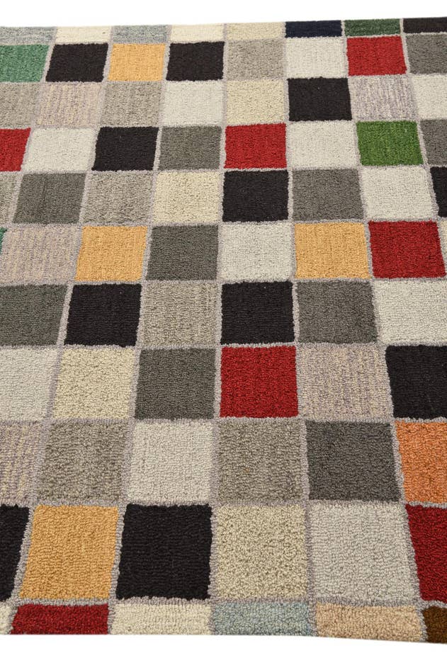 Detail image of 5' x 7' 11 Luna Rug