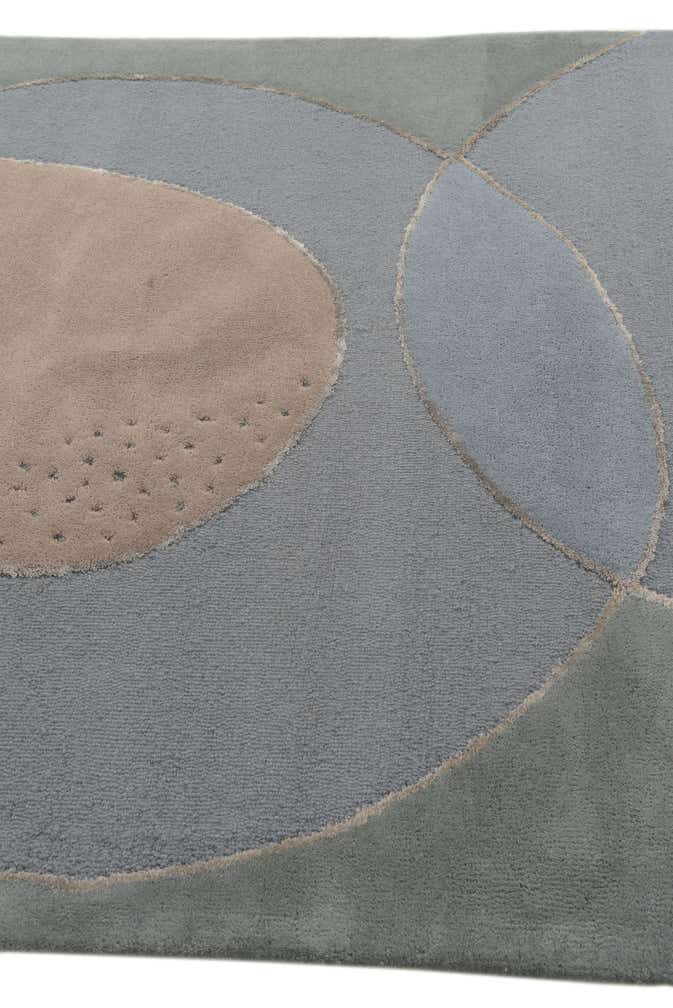 5' 7 x 7' 10 Luna Rug