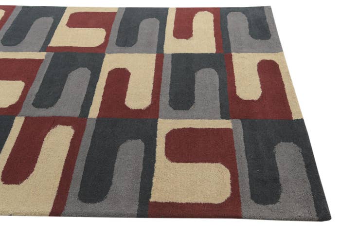 Detail image of 5' x 8' Luna Wool Rug