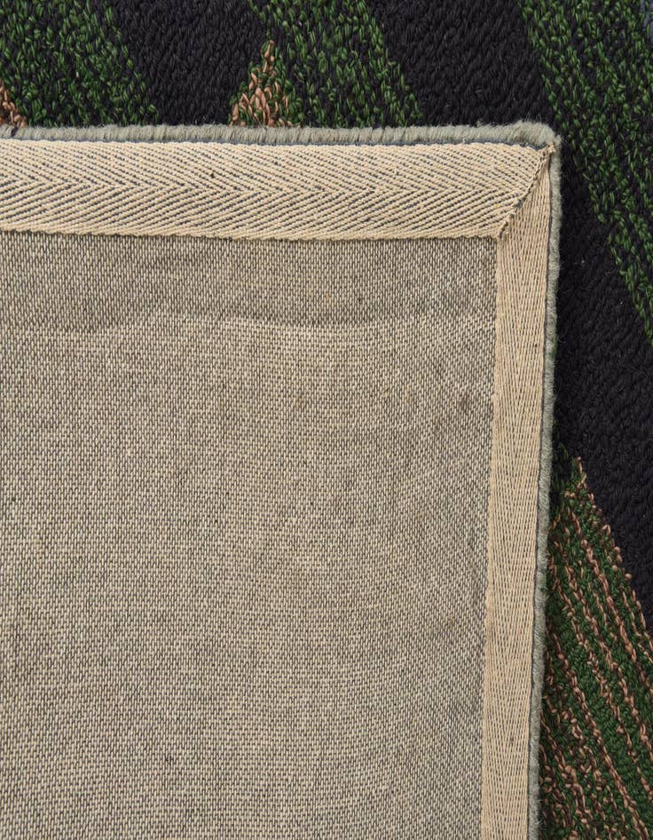 Detail image of 8' x 10' Luna Rug