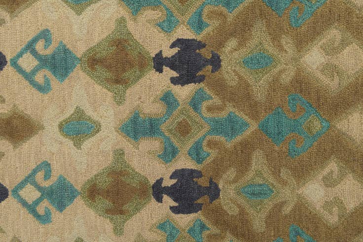 Detail image of 8' x 10' Luna Wool Rug