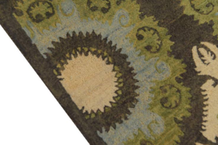 Detail image of 8' x 9' 10 Luna Wool Rug