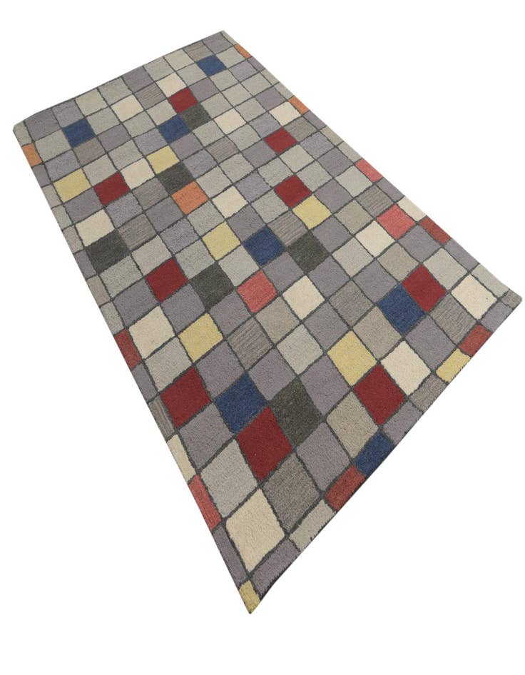 Detail image of 5' x 8' Luna Wool Rug