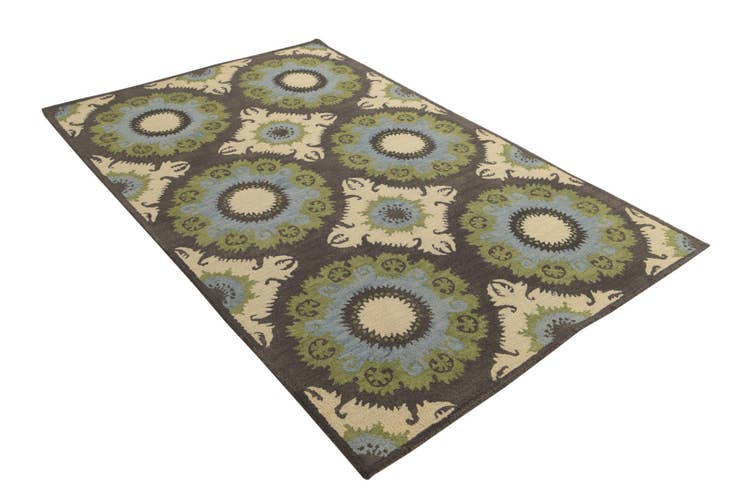 Detail image of 5' 1 x 8' Luna Wool Rug