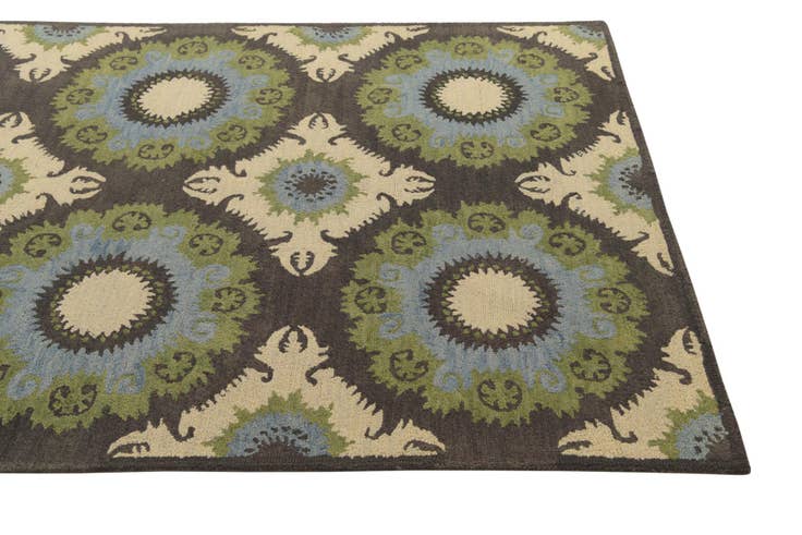 Detail image of 5' 1 x 8' Luna Wool Rug