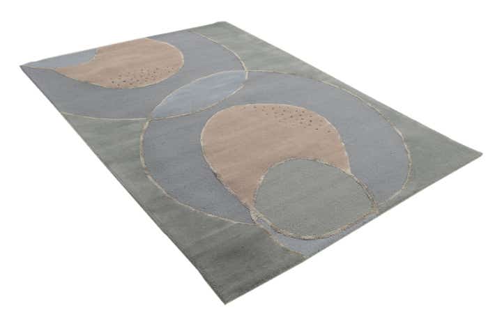 5' 8 x 7' 10 Luna Rug