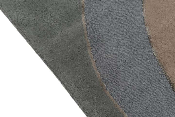 5' 8 x 7' 10 Luna Rug