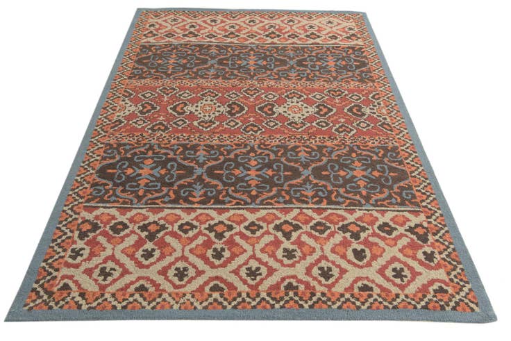 Detail image of 5' 2 x 8' Luna Wool Rug