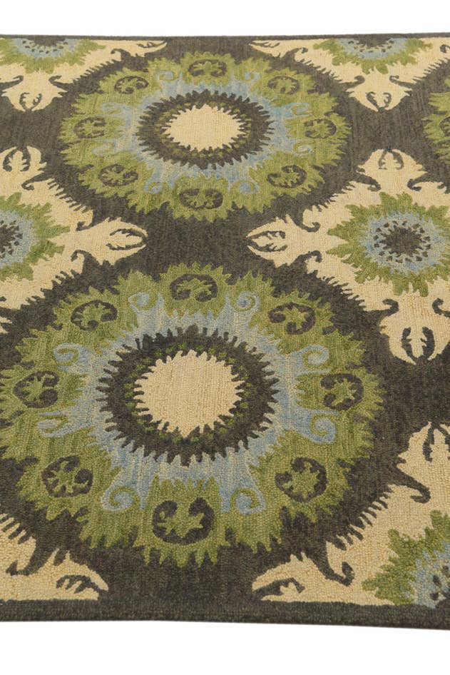 Detail image of 5' x 8' Luna Wool Rug