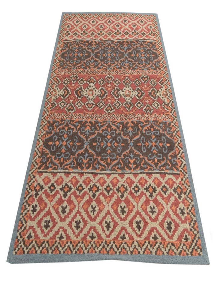 Detail image of 5' 1 x 8' Luna Wool Rug