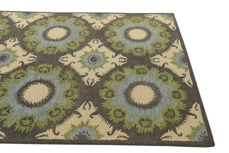 Detail image of 5' 1 x 8' Luna Wool Rug