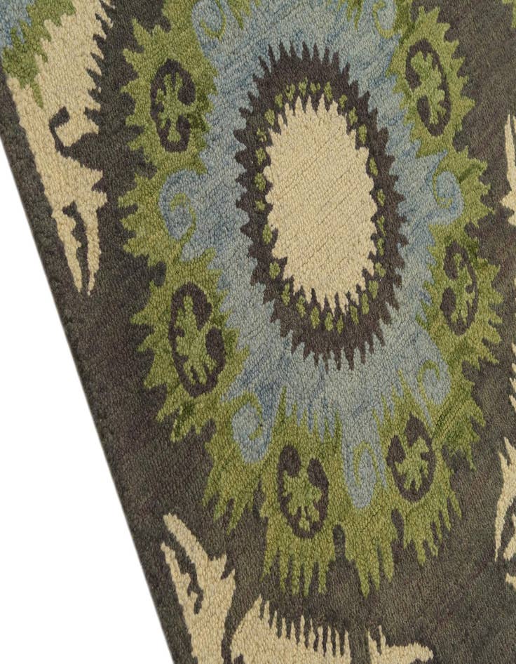 Detail image of 5' 1 x 8' Luna Wool Rug