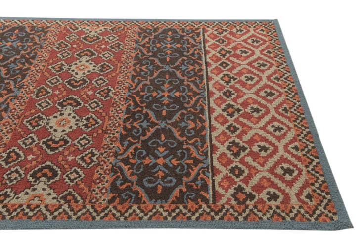 Detail image of 5' 1 x 8' Luna Wool Rug