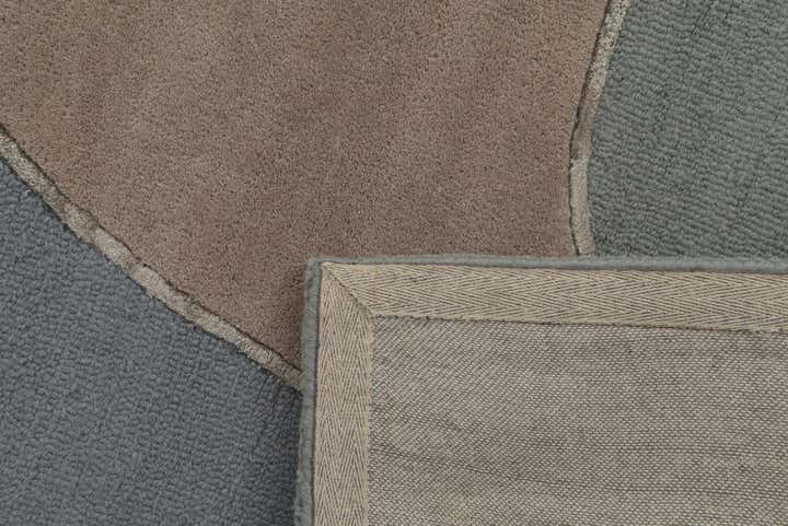 5' 8 x 7' 10 Luna Rug