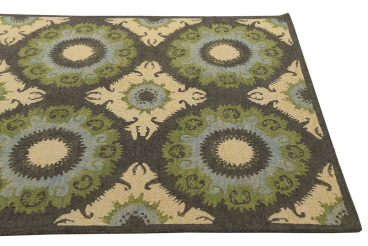 Detail image of 5' 1 x 8' Luna Wool Rug