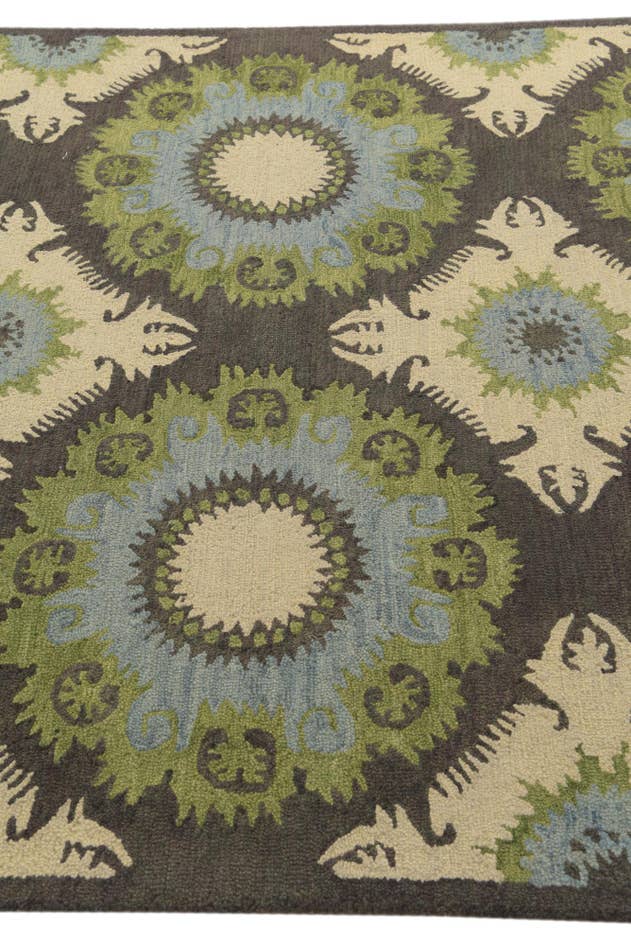 Detail image of 5' 1 x 8' Luna Wool Rug