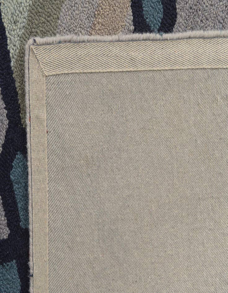 Detail image of 8' x 10' Luna Wool Rug
