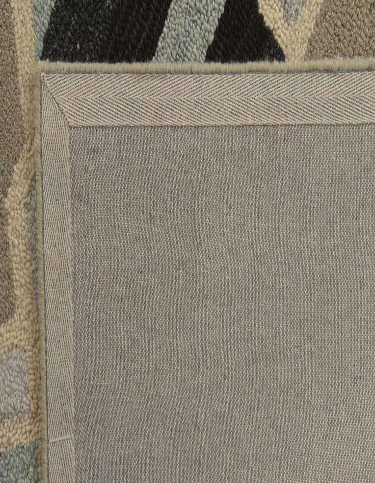 Detail image of 8' x 10' 1 Luna Wool Rug