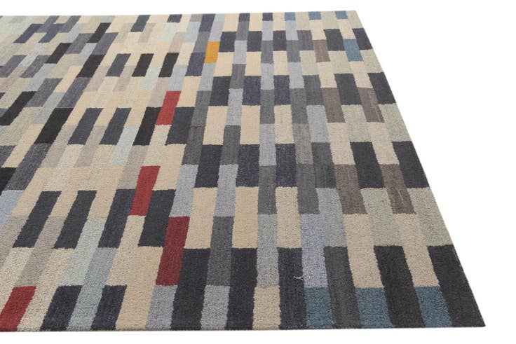 Detail image of 8' 1 x 10' 2 Luna Wool Rug
