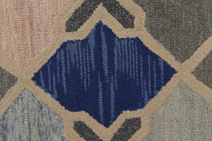 Detail image of 8' x 10' Luna Wool Rug