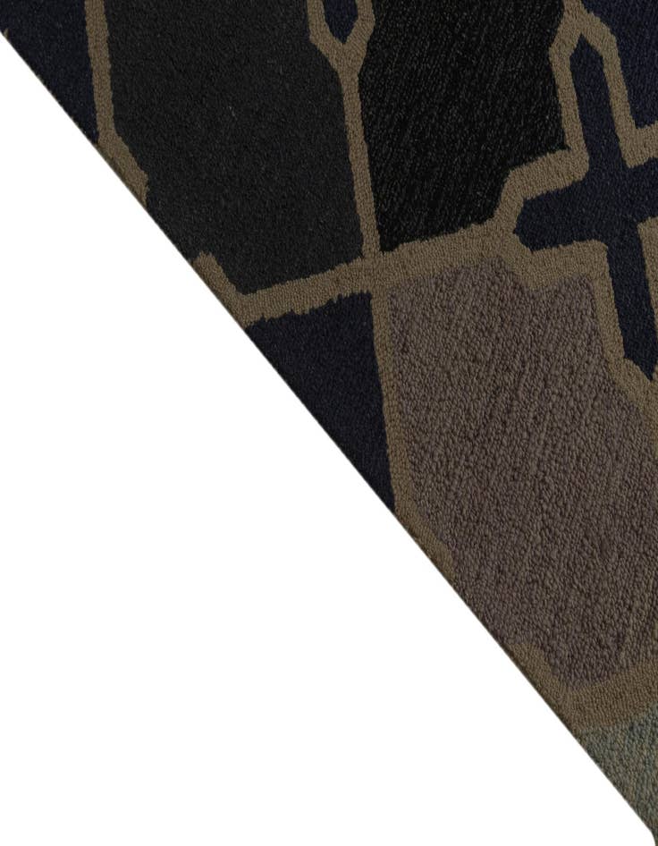 Detail image of 8' x 10' 2 Luna Wool Rug