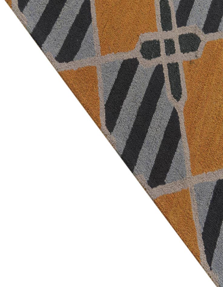 Detail image of 8' x 10' 1 Luna Wool Rug