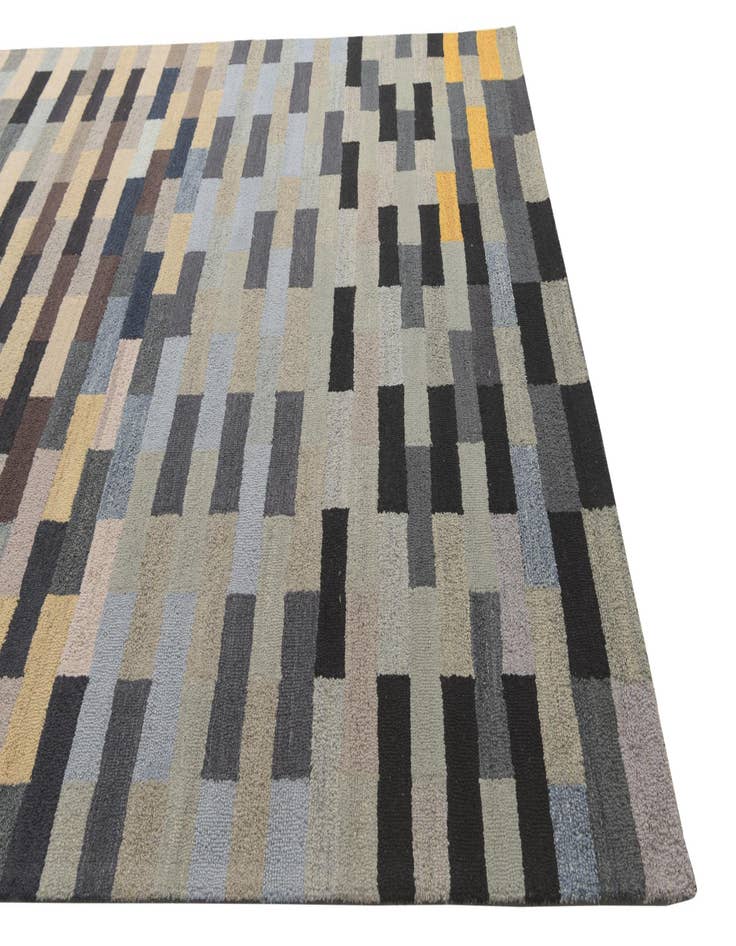 Detail image of 8' 1 x 10' 2 Luna Wool Rug