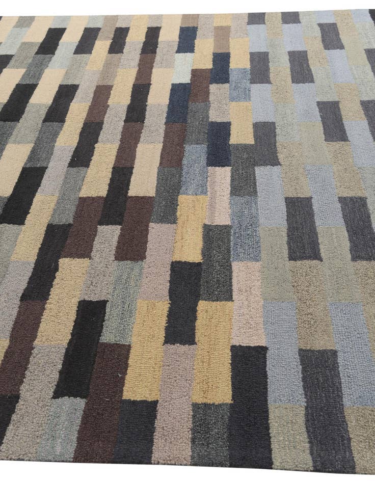 Detail image of 8' 1 x 10' 2 Luna Wool Rug