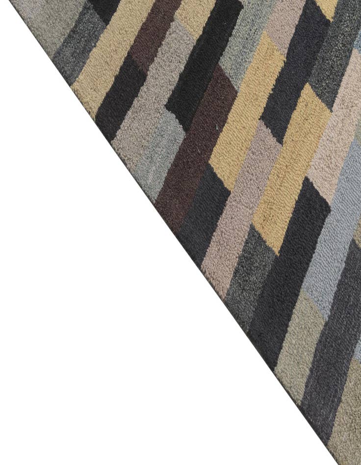 Detail image of 8' 1 x 10' 2 Luna Wool Rug