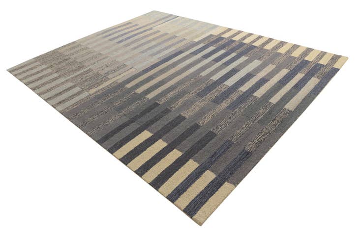 Detail image of 8' x 10' Luna Wool Rug