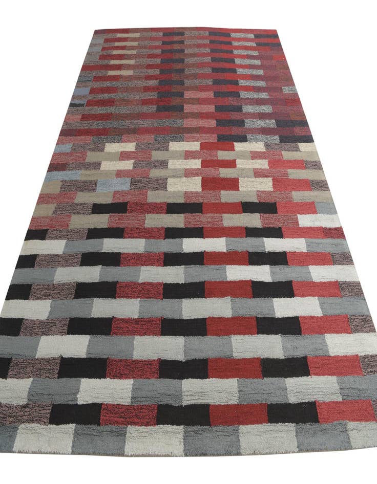 Detail image of 8' x 10' Luna Wool Rug