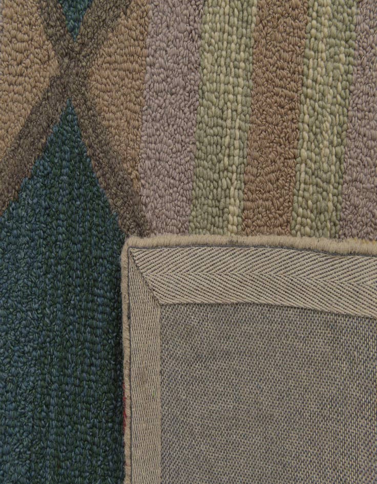 Detail image of 8' x 10' Luna Wool Rug