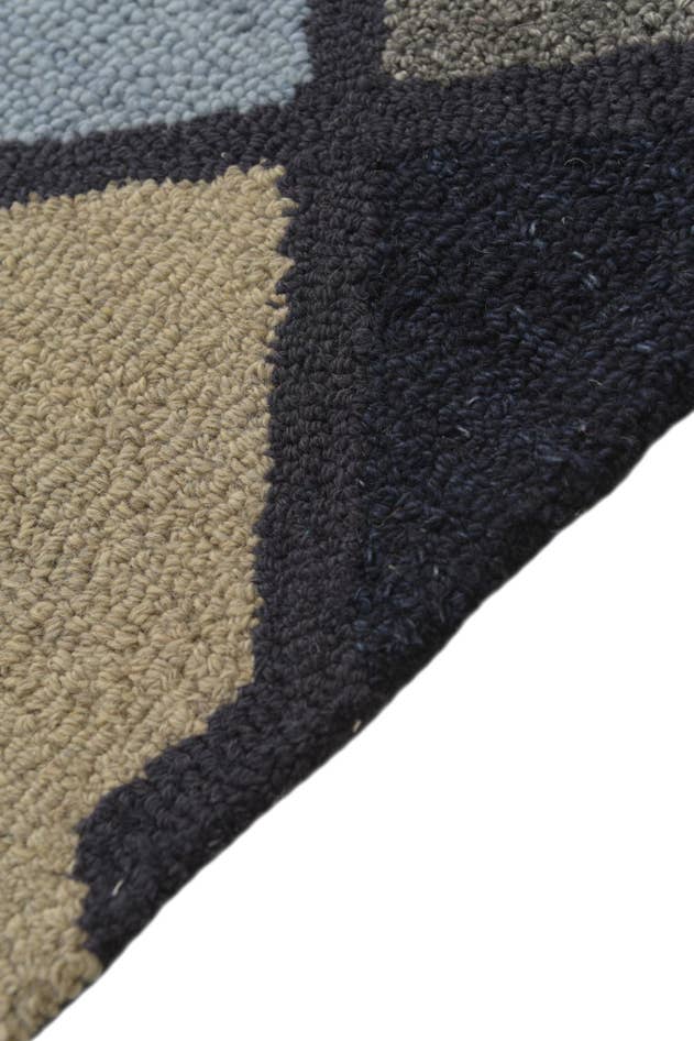 Detail image of 8' x 10' 2 Luna Wool Rug