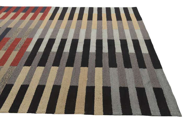 8' 2 x 10' 2 Luna Rug