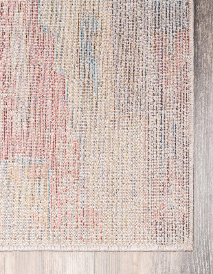 Detail image of 4' x 6' Madrid Rug