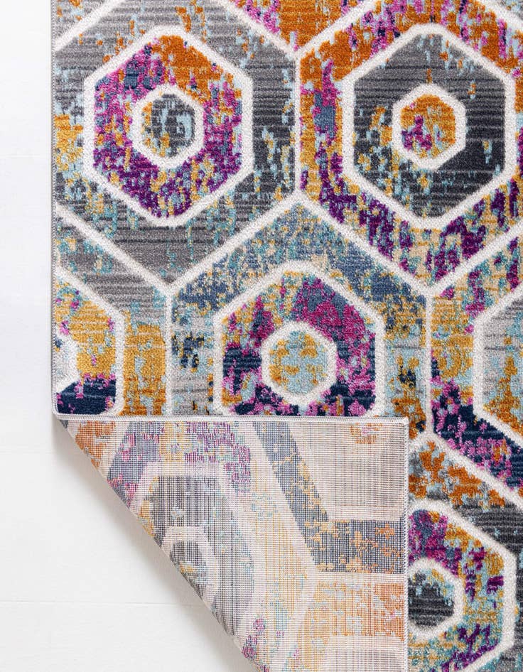 Detail image of 4' x 6' Malibu Rug