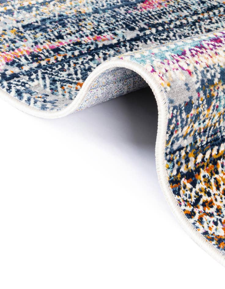 Detail image of 9' x 12' Malibu Rug